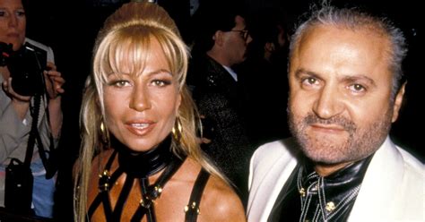 quien mato a jean versace|testamento de gianni Versace.